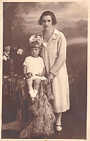 Zona i corka chorazego Adolfa Liszki